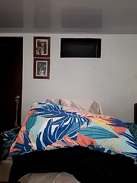 Snapshot of cosmicwind chatting on 12-24-24, 11:55 cosmicwind online show from 12-24-24, 11:55