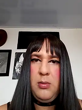 Snapshot of cosmicwind chatting on 11-08-25, 06:51 cosmicwind online show from 11-08-25, 06:51