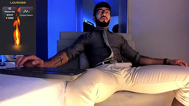 MarkWalker   online show from 03-08-25, 10:54