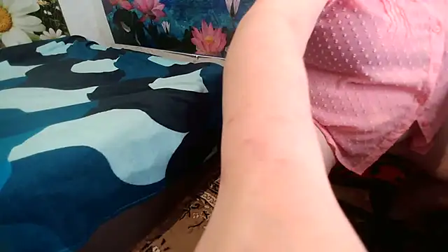 AnnaXGold online show from 03-14-25, 06:21