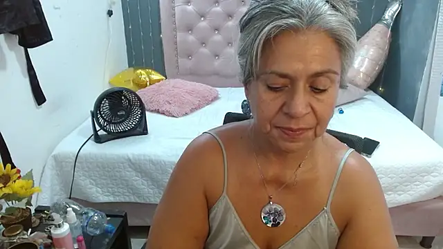 lalisha 96 online show from 04-28-26, 02:27