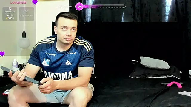 lissandthor13 online show from 02-15-25, 08:33