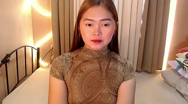 Snapshot of Itsme_claire chatting on 12-13-24, 02:10 Itsme claire online show from 12-13-24, 02:10