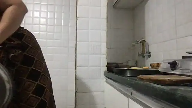 Riyasingh9 online show from 02-11-25, 03:50