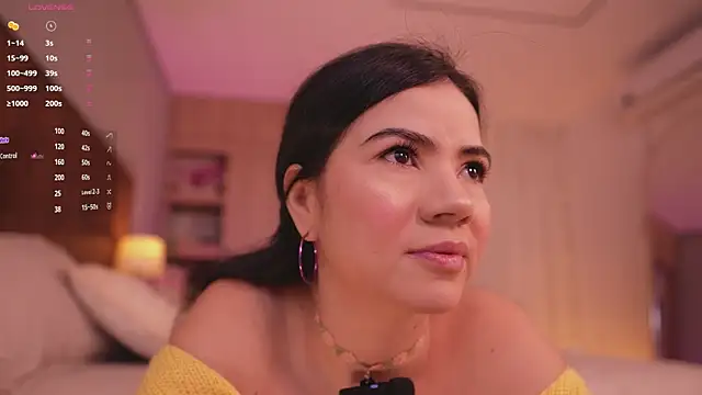 Snapshot of tatikiss_ chatting on 11-29-25, 11:57 tatikiss online show from 11-29-25, 11:57