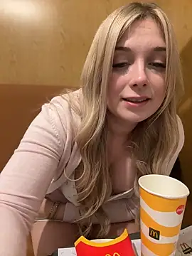 CherryAuroraa online show from 02-26-25, 08:00