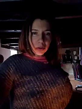 Lina lou4 online show from 12-18-24, 11:34