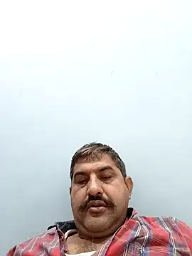 Snapshot of Amandev7 chatting on 10-22-25, 03:18 Amandev7 online show from 10-22-25, 03:18