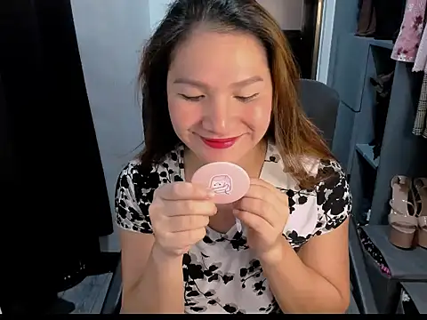 soooooANGEL online show from 10-14-25, 01:17