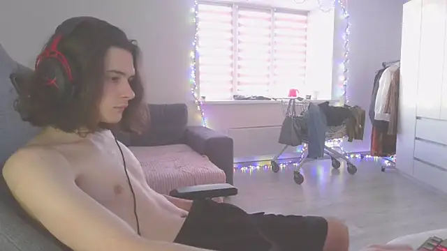 CandyChell online show from 12-24-24, 10:55