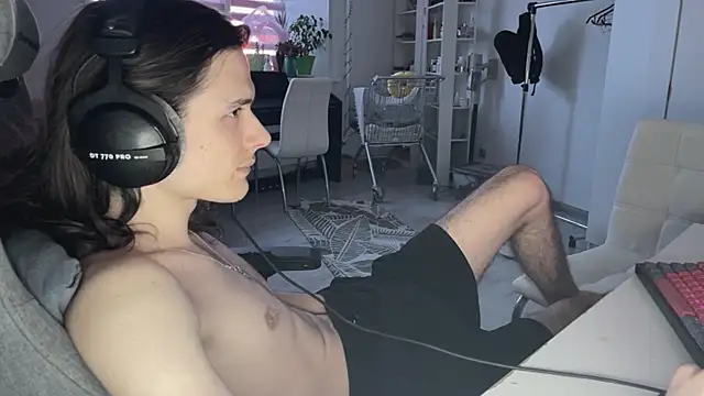 CandyChell online show from 03-16-26, 02:10