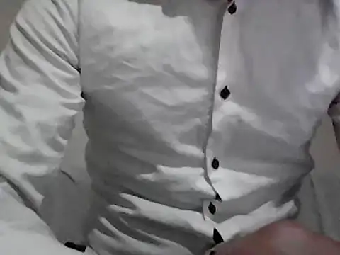 Snapshot of roccosif696 chatting on 12-25-24, 08:18 roccosif696 online show from 12-25-24, 08:18