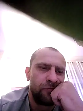 Roman0798 online show from 12-11-24, 05:48