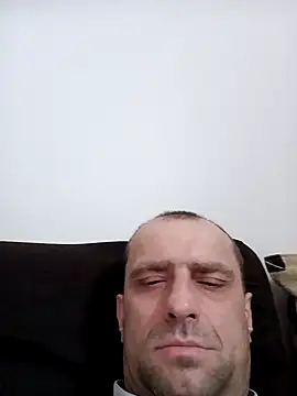 Roman0798 online show from 12-17-24, 01:05