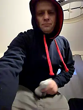 Roman0798 online show from 11-22-25, 03:11