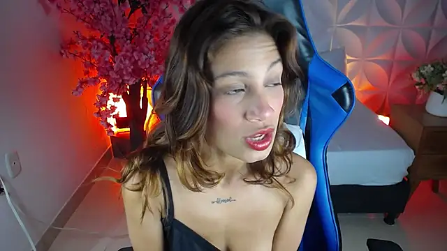 cora 22 online show from 12-09-24, 12:08