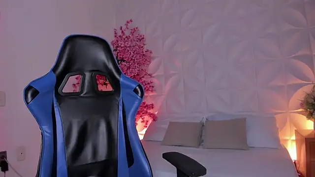 cora 22 online show from 01-09-26, 12:30