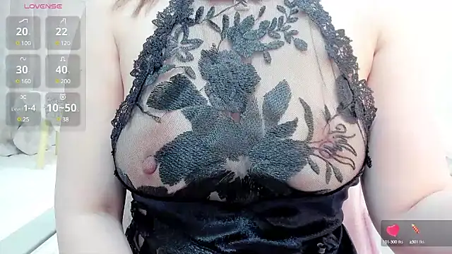 Vivian-6 online show from 02-10-25, 01:22