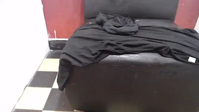 Laura hottt online show from 01-31-26, 07:11