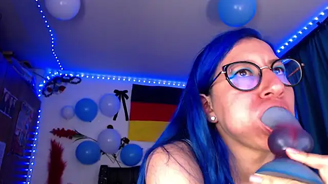 Snapshot of pussytight_pervert chatting on 09-23-25, 11:19 pussytight pervert online show from 09-23-25, 11:19