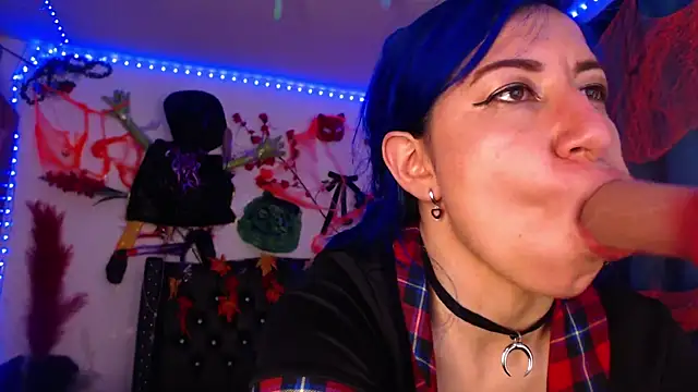 Snapshot of pussytight_pervert chatting on 10-12-25, 11:15 pussytight pervert online show from 10-12-25, 11:15