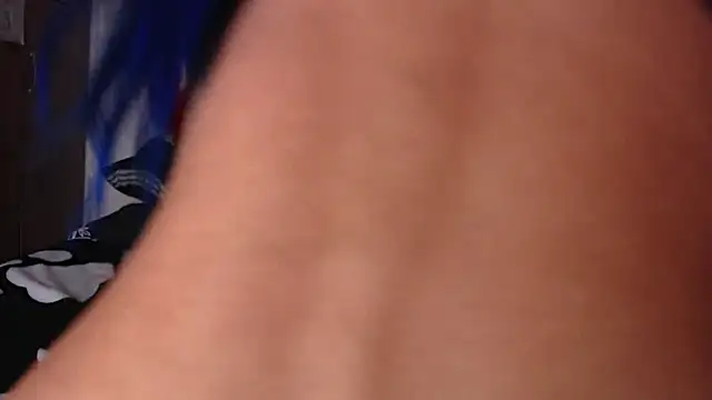 Snapshot of pussytight_pervert chatting on 11-21-25, 01:48 pussytight pervert online show from 11-21-25, 01:48