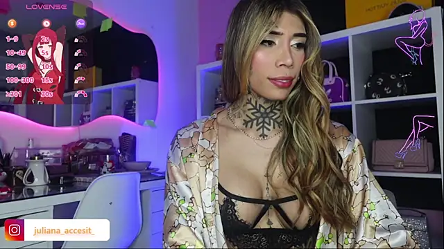 caroline cossei online show from 01-26-25, 03:48