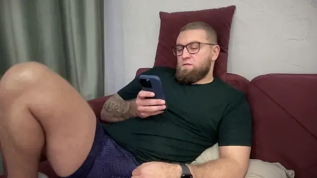 Bear bear  online show from 02-10-25, 01:11