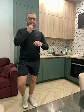 Bear bear  online show from 02-21-25, 05:09