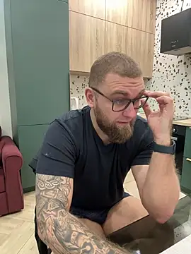 Bear bear  online show from 02-28-25, 02:31