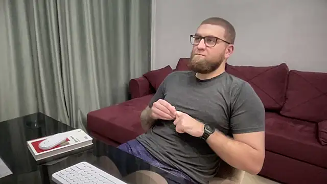 Bear bear  online show from 03-09-25, 05:28