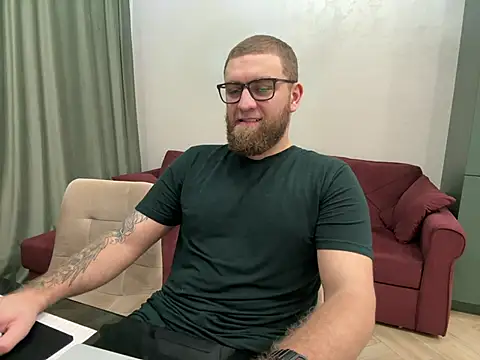 Bear bear  online show from 03-13-25, 04:49