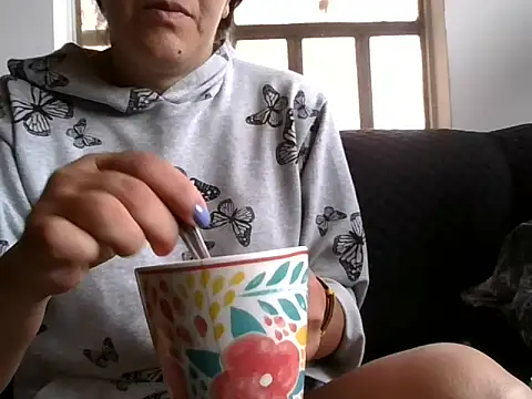 Snapshot of RAYA_1 chatting on 01-31-25, 04:17 RAYA 1 online show from 01-31-25, 04:17