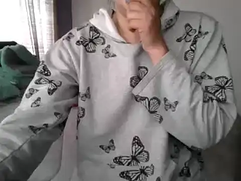 Snapshot of RAYA_1 chatting on 03-04-25, 05:45 RAYA 1 online show from 03-04-25, 05:45