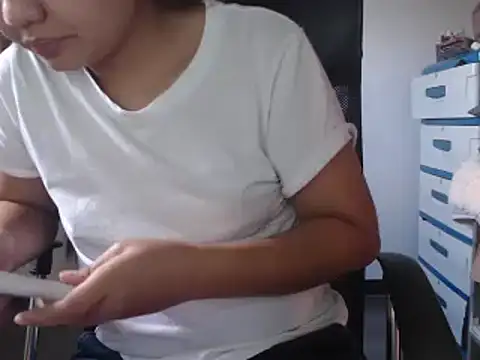 xTheLastVIRGINx online show from 01-23-25, 06:17