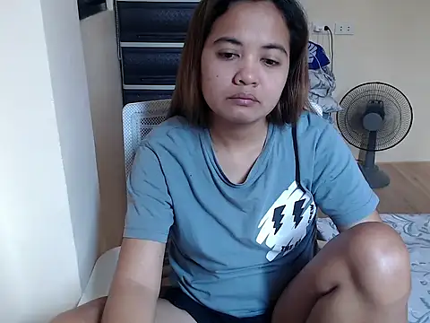 xTheLastVIRGINx online show from 01-19-26, 05:33