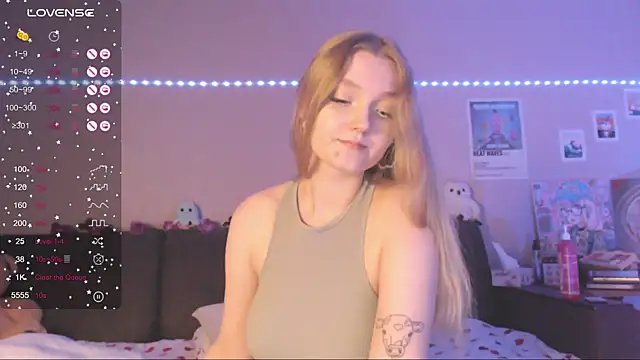 MiaMiaMeow online show from 02-16-25, 05:04