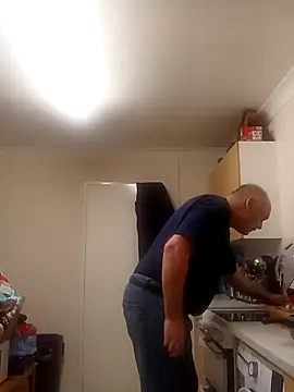 Snapshot of bigboy197311 chatting on 01-22-25, 10:37 bigboy197311 online show from 01-22-25, 10:37