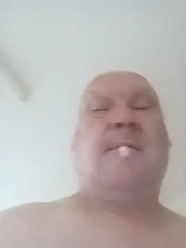 Snapshot of bigboy197311 chatting on 10-08-25, 06:44 bigboy197311 online show from 10-08-25, 06:44