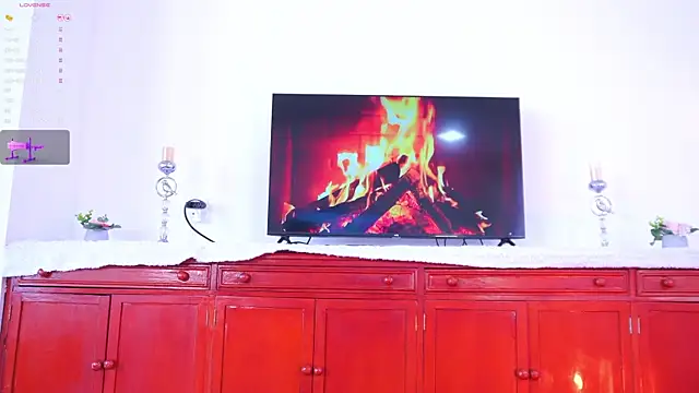 lara giraldo online show from 09-28-25, 05:29