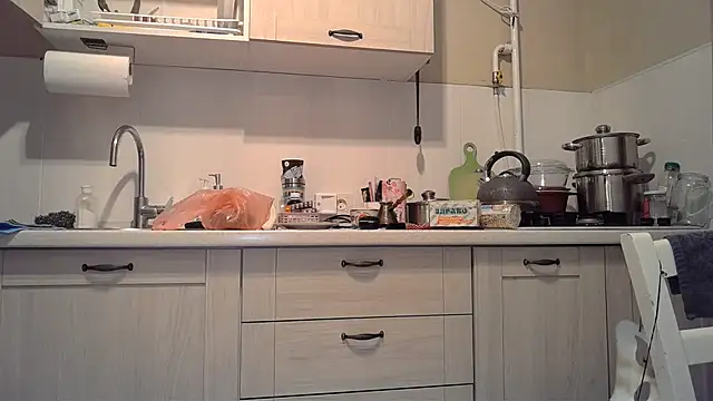 LediLedaxx online show from 12-16-24, 03:43