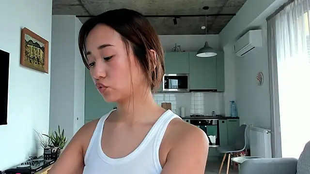 julias tapes online show from 12-11-24, 08:58