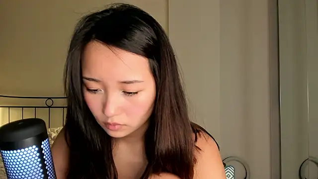 julias tapes online show from 02-12-25, 09:43