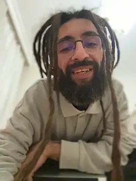 Addicted Avocado online show from 12-20-25, 02:51