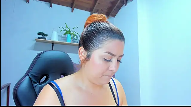 Gretta Queen online show from 04-06-26, 06:31