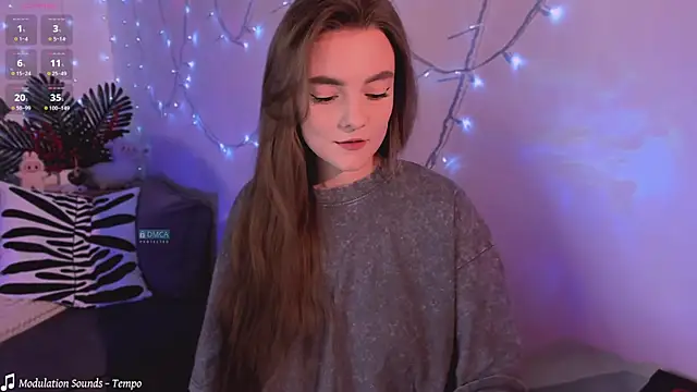 xwiuiwx online show from 10-31-25, 10:11