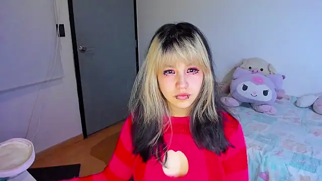 Akane-Mou online show from 12-21-24, 11:02