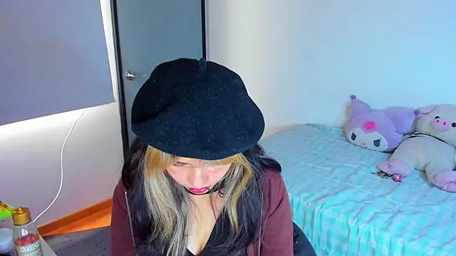 Akane-Mou online show from 01-18-25, 06:32