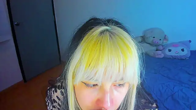 Akane-Mou online show from 02-07-25, 07:40