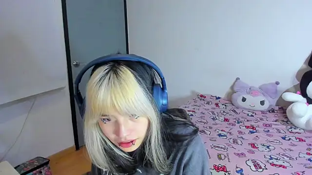 Akane-Mou online show from 03-20-25, 08:31